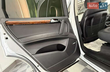 Внедорожник / Кроссовер Audi Q7 2013 в 