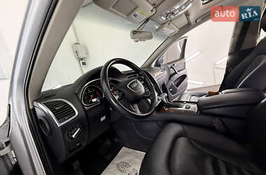 Внедорожник / Кроссовер Audi Q7 2013 в 