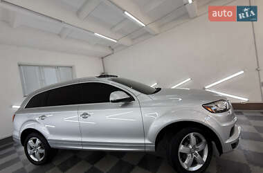 Внедорожник / Кроссовер Audi Q7 2013 в 