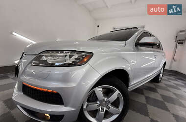 Внедорожник / Кроссовер Audi Q7 2013 в 