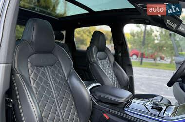 Внедорожник / Кроссовер Audi Q7 2020 в 