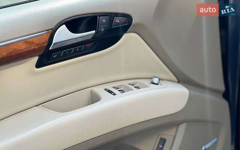 Позашляховик / Кросовер Audi Q7 2014 в Івано-Франківську