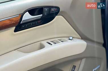 Внедорожник / Кроссовер Audi Q7 2014 в 