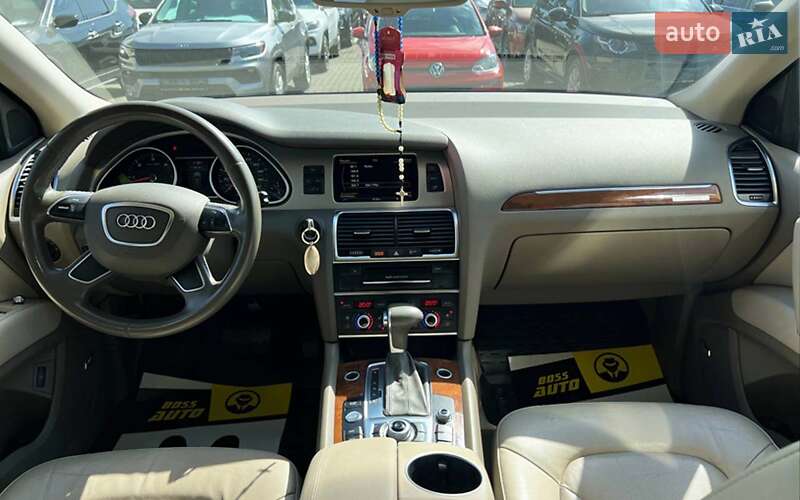 Позашляховик / Кросовер Audi Q7 2014 в Івано-Франківську