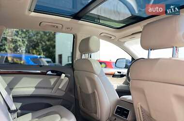 Внедорожник / Кроссовер Audi Q7 2014 в 