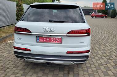 Внедорожник / Кроссовер Audi Q7 2020 в 