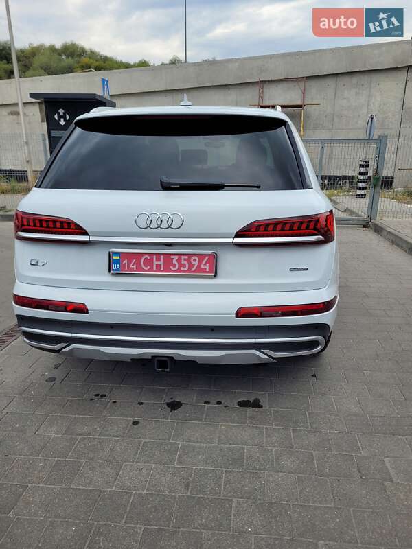 Внедорожник / Кроссовер Audi Q7 2020 в Ивано-Франковске