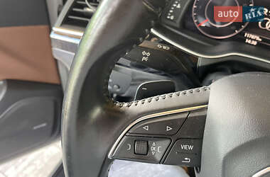 Внедорожник / Кроссовер Audi Q7 2017 в 