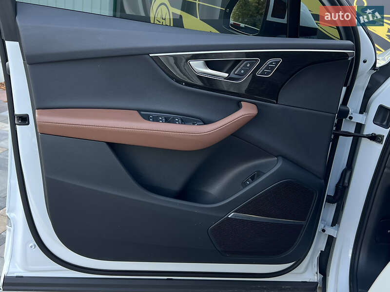 Позашляховик / Кросовер Audi Q7 2023 в Києві фото 12 Позашляховик / Кросовер Audi Q7 2023 в Києві