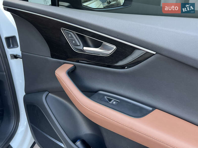 Позашляховик / Кросовер Audi Q7 2023 в Києві фото 19 Позашляховик / Кросовер Audi Q7 2023 в Києві