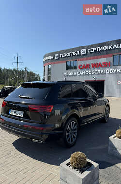 Позашляховик / Кросовер Audi Q7 2016 в Ірпені