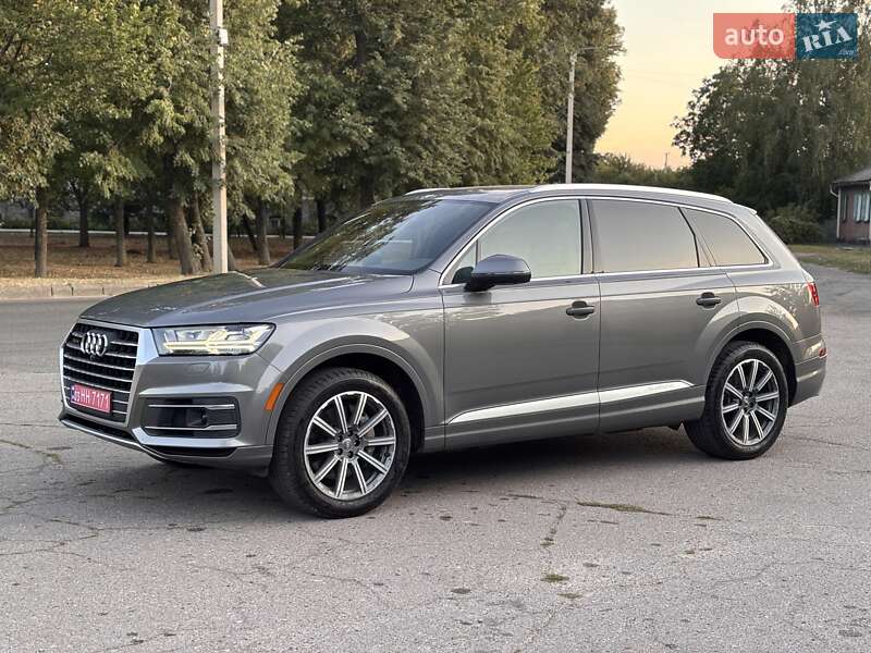 Внедорожник / Кроссовер Audi Q7 2017 в Киеве