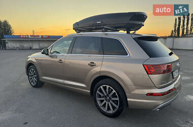 Внедорожник / Кроссовер Audi Q7 2019 в 