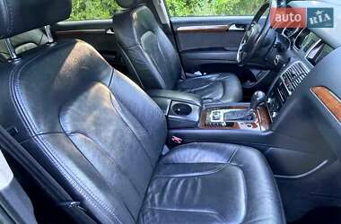 Внедорожник / Кроссовер Audi Q7 2010 в 