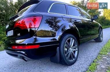 Внедорожник / Кроссовер Audi Q7 2010 в 