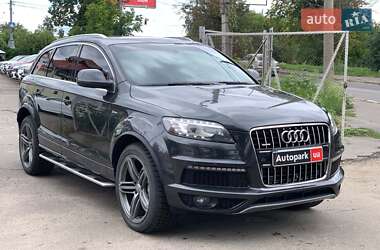 Внедорожник / Кроссовер Audi Q7 2013 в 