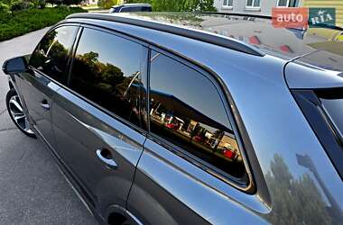 Внедорожник / Кроссовер Audi Q7 2020 в 