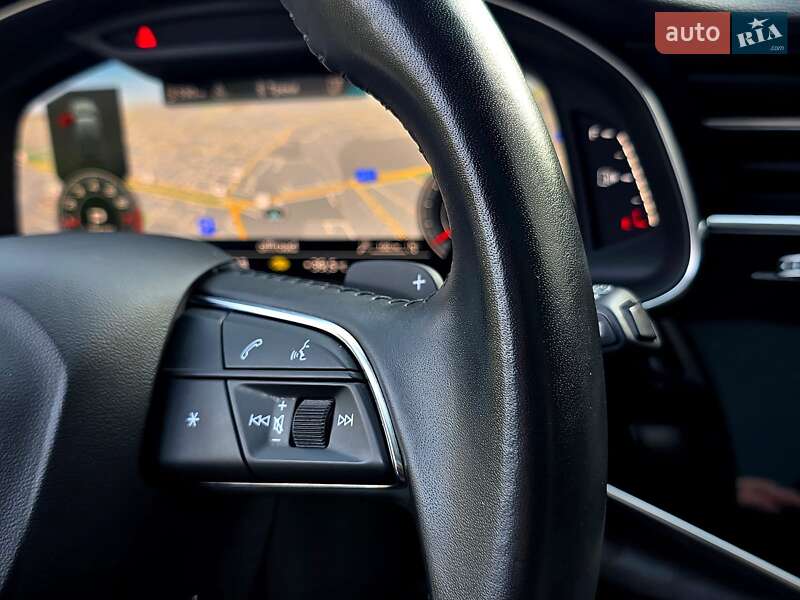 Позашляховик / Кросовер Audi Q7 2020 в Полтаві