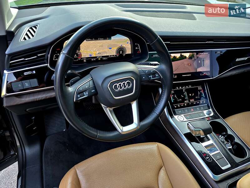 Позашляховик / Кросовер Audi Q7 2020 в Полтаві