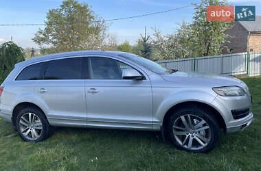 Внедорожник / Кроссовер Audi Q7 2012 в 