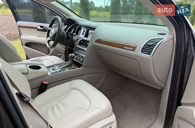 Внедорожник / Кроссовер Audi Q7 2014 в 