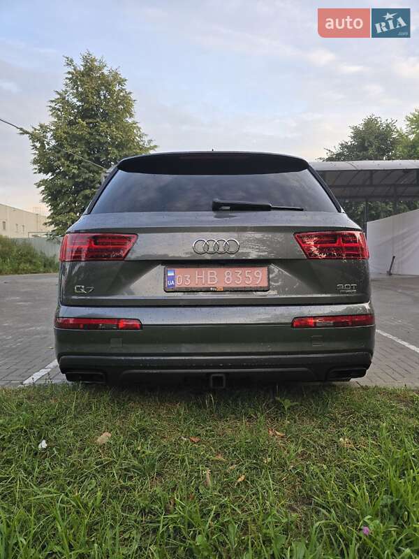 Внедорожник / Кроссовер Audi Q7 2018 в Львове