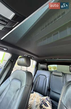 Внедорожник / Кроссовер Audi Q7 2011 в 