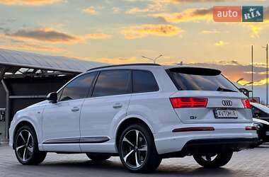 Внедорожник / Кроссовер Audi Q7 2018 в 