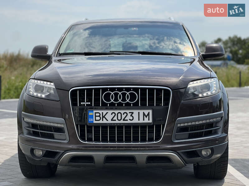 Внедорожник / Кроссовер Audi Q7 2010 в Ровно