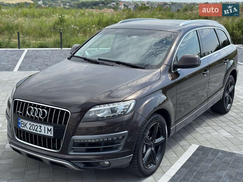 Внедорожник / Кроссовер Audi Q7 2010 в Ровно