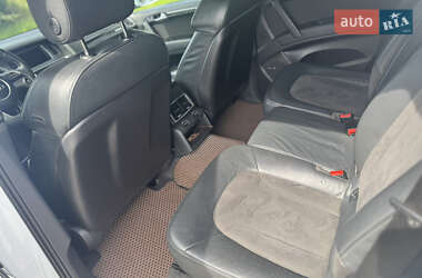 Внедорожник / Кроссовер Audi Q7 2014 в 