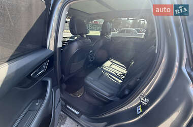Внедорожник / Кроссовер Audi Q7 2015 в 