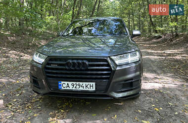 Внедорожник / Кроссовер Audi Q7 2016 в Маньковке