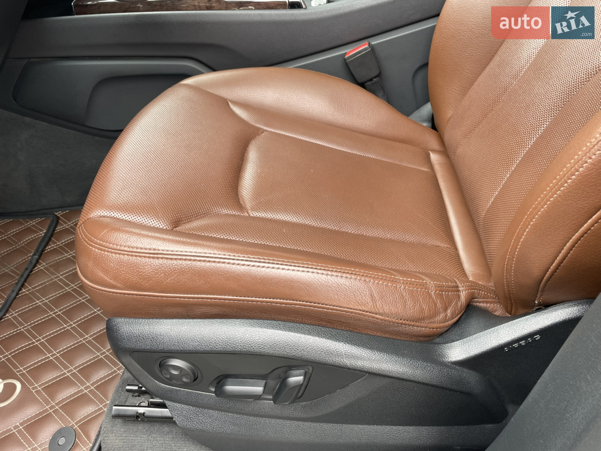 2019 Audi Q7 - мініатюра 24