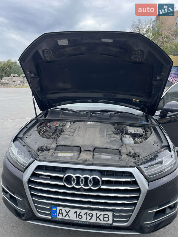Позашляховик / Кросовер Audi Q7 2019 в Харкові фото 40 Позашляховик / Кросовер Audi Q7 2019 в Харкові