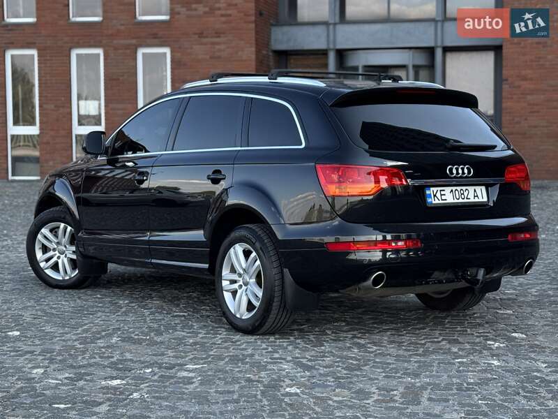 Внедорожник / Кроссовер Audi Q7 2008 в Днепре