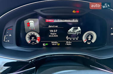 Позашляховик / Кросовер Audi Q7 2020 в 