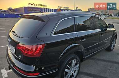 Внедорожник / Кроссовер Audi Q7 2013 в 