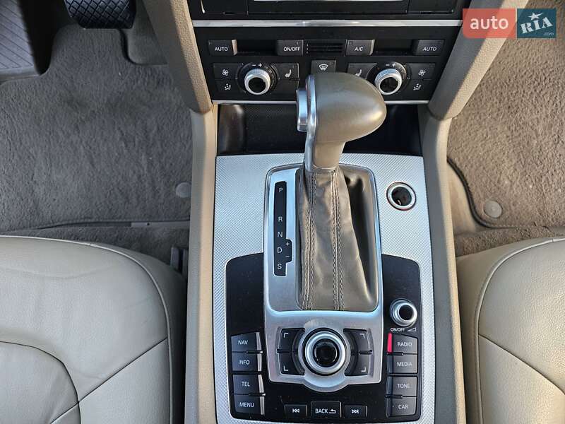 Внедорожник / Кроссовер Audi Q7 2013 в Кропивницком