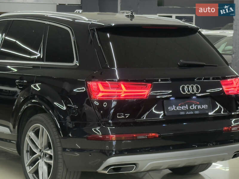 Позашляховик / Кросовер Audi Q7 2016 в Миколаєві фото 10 Позашляховик / Кросовер Audi Q7 2016 в Миколаєві