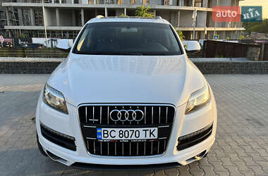 Позашляховик / Кросовер Audi Q7 2012 в 