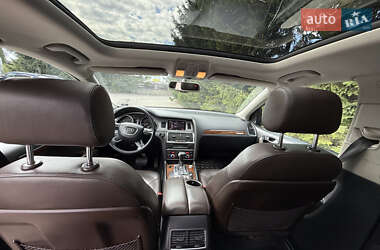 Внедорожник / Кроссовер Audi Q7 2013 в 