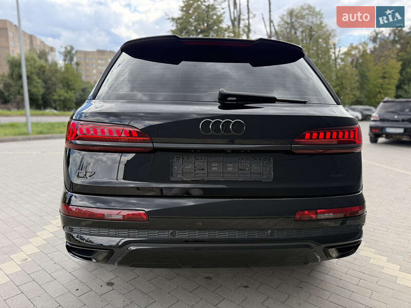 Внедорожник / Кроссовер Audi Q7 2020 в Виннице