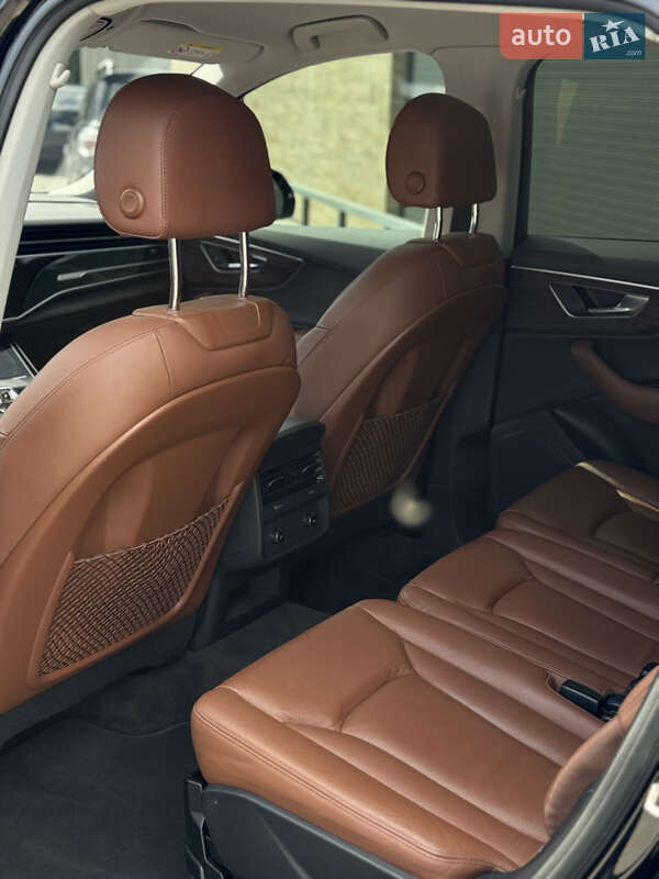 Внедорожник / Кроссовер Audi Q7 2020 в Виннице