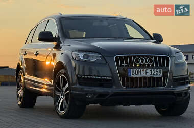 Внедорожник / Кроссовер Audi Q7 2013 в 