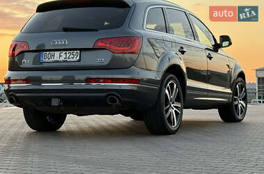 Внедорожник / Кроссовер Audi Q7 2013 в 