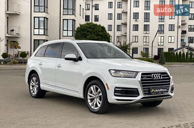 Позашляховик / Кросовер Audi Q7 2016 в 