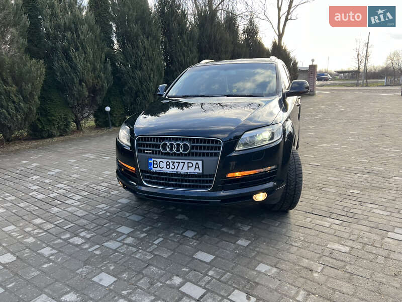Внедорожник / Кроссовер Audi Q7 2008 в 