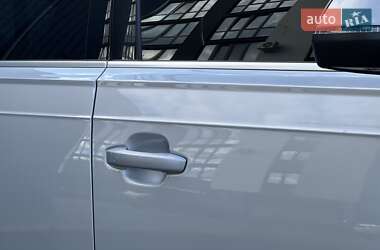 Внедорожник / Кроссовер Audi Q7 2015 в 