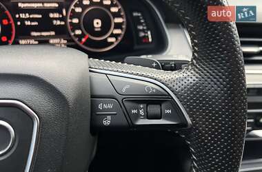 Внедорожник / Кроссовер Audi Q7 2015 в 